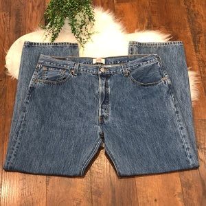 Levi’s 501 jeans